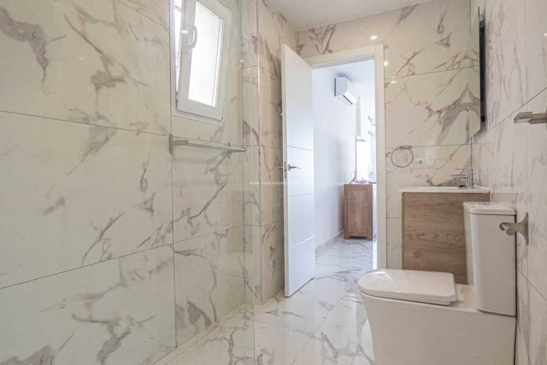 Resale - Apartment / flat - Villamartin - 0