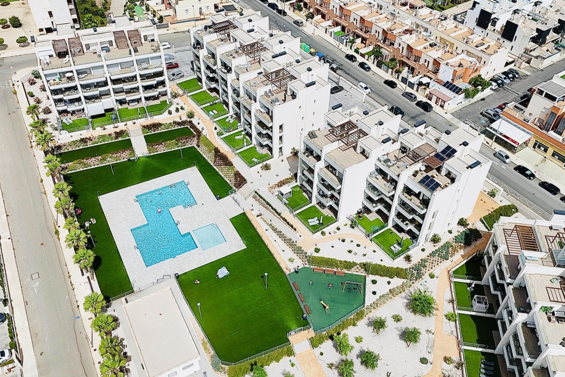 Resale - Apartment / flat - Villamartin - Costa Blanca