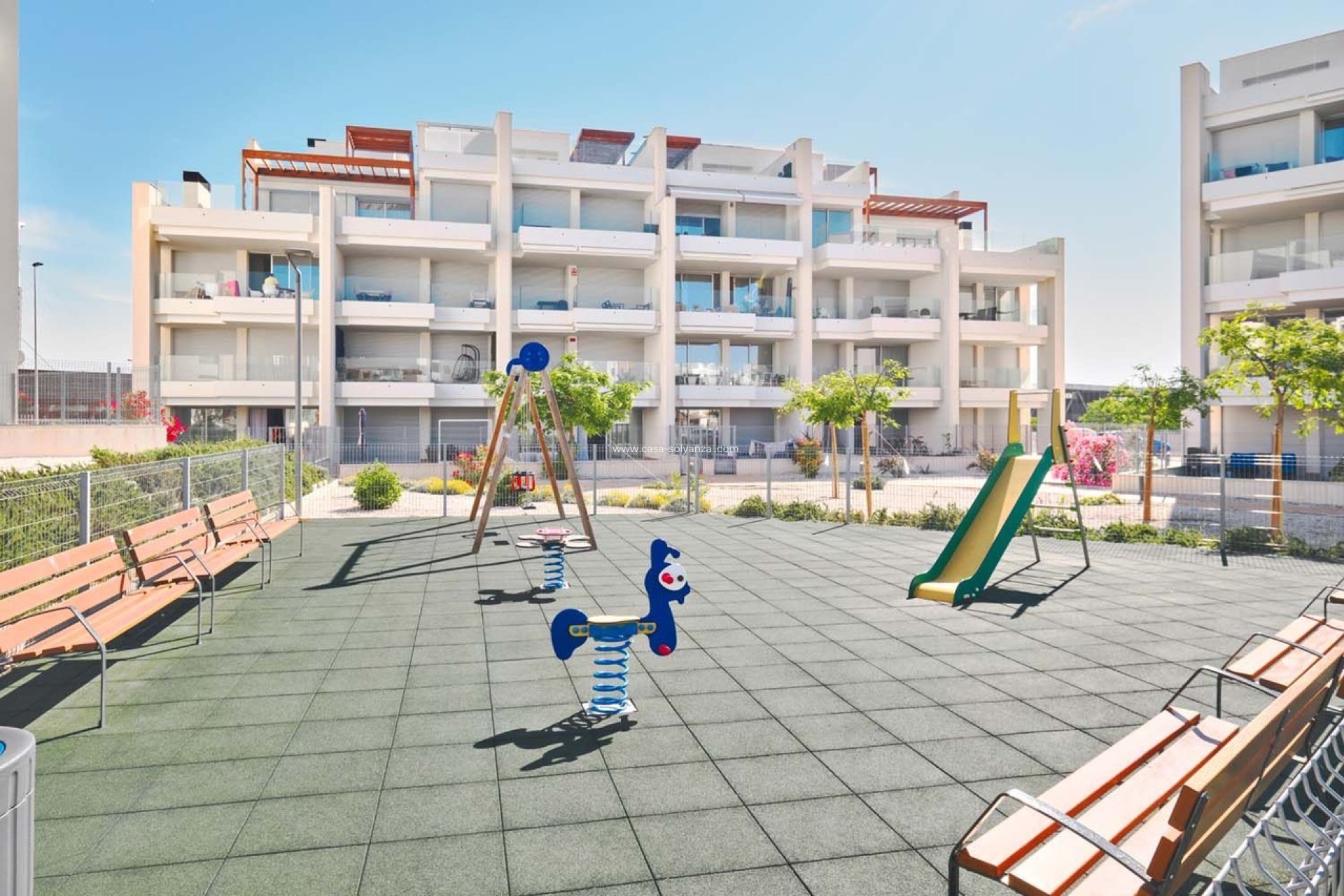 Resale - Apartment / flat - Villamartin - Costa Blanca