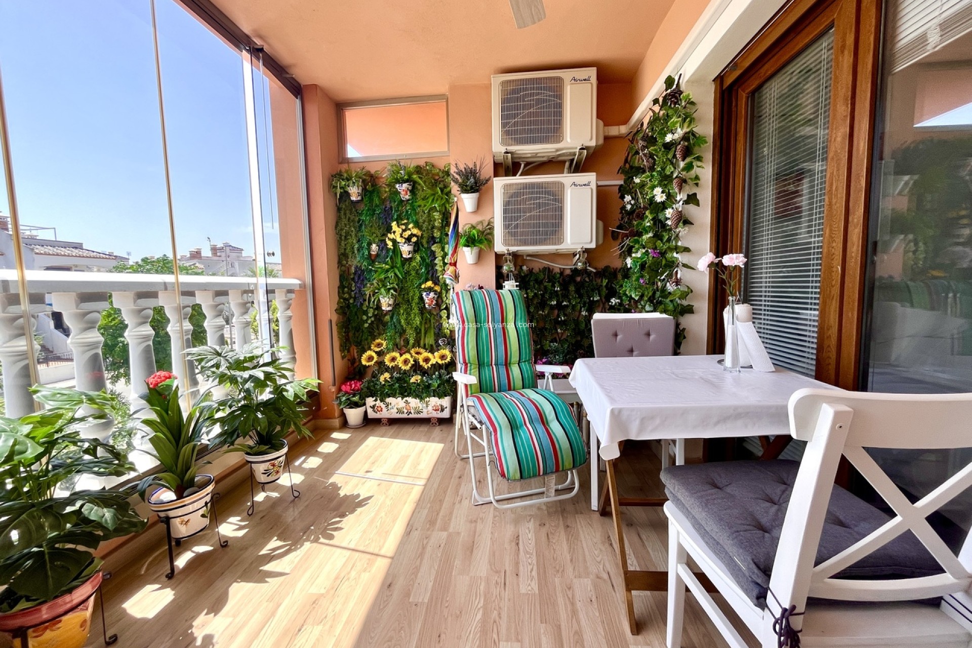 Resale - Apartment / flat - Villamartin - Costa Blanca