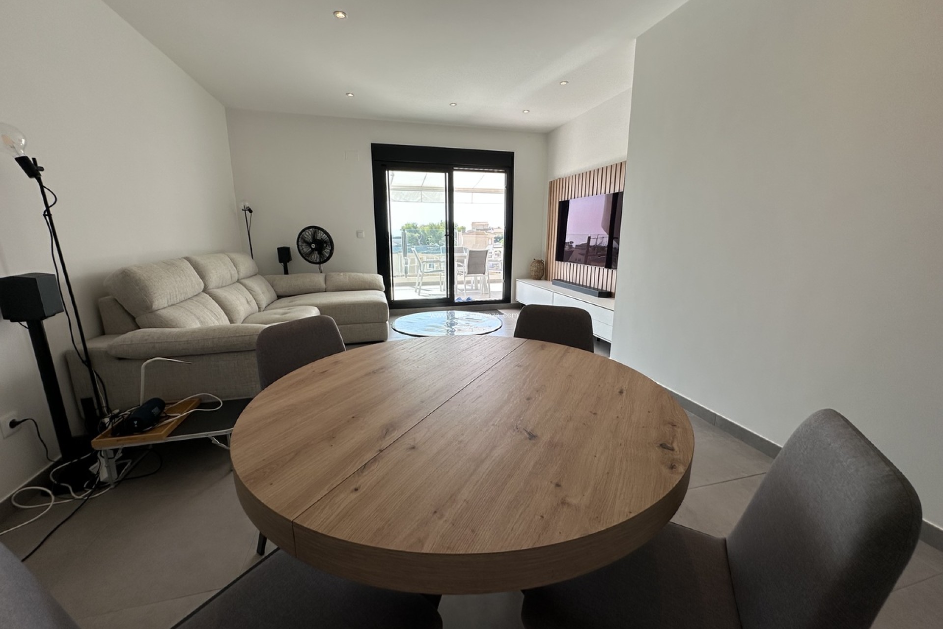 Resale - Apartment / flat - Villamartin - Costa Blanca