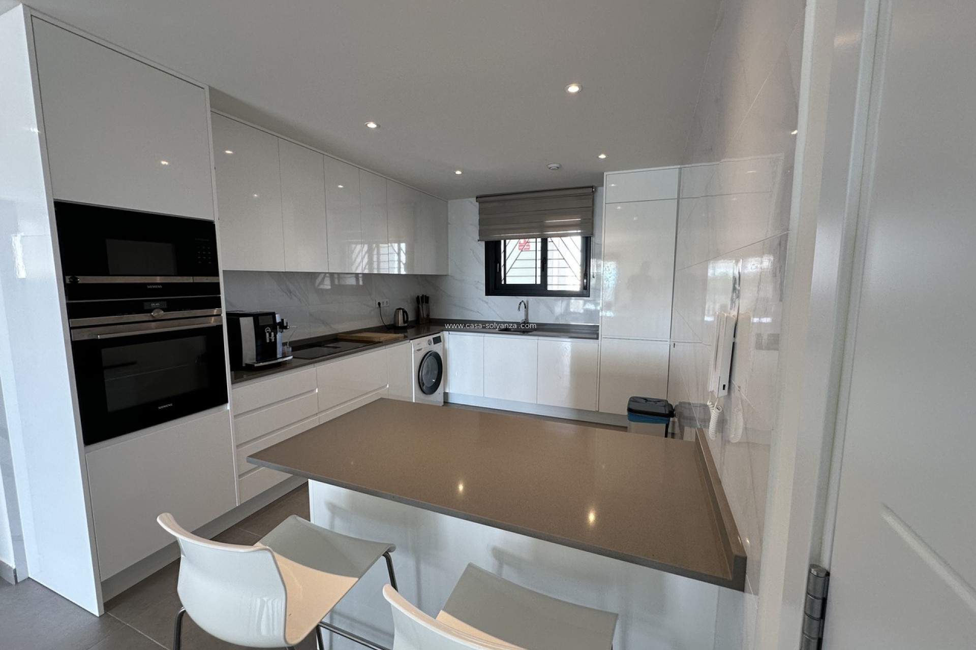 Resale - Apartment / flat - Villamartin - Costa Blanca