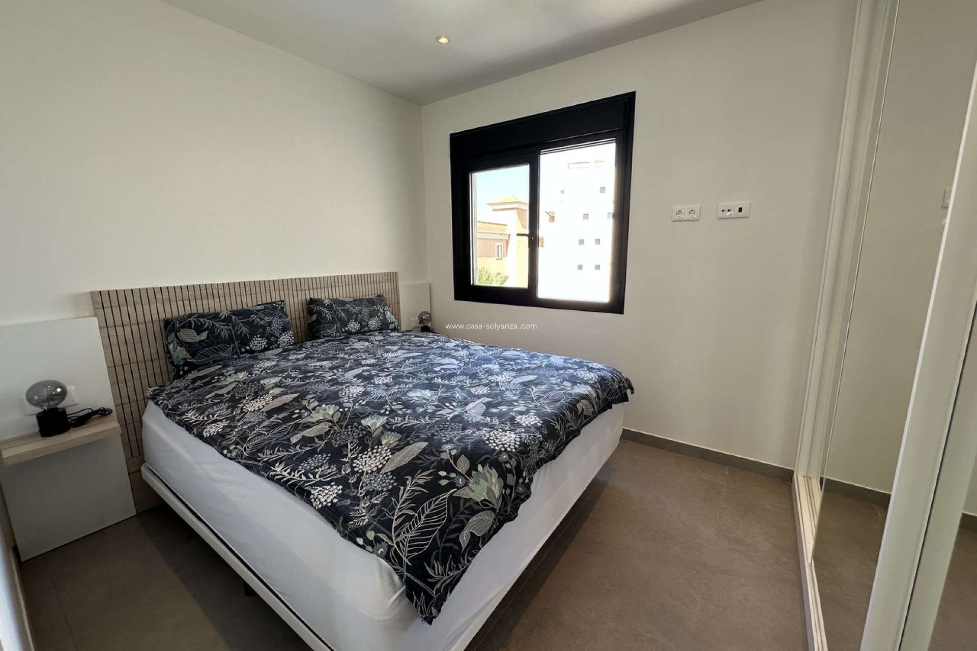 Resale - Apartment / flat - Villamartin - Costa Blanca