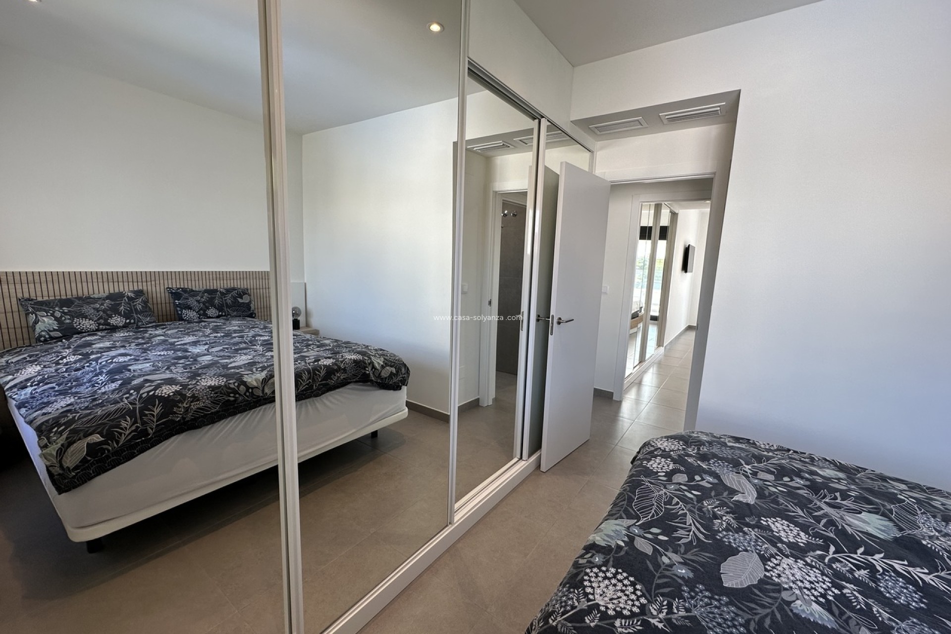 Resale - Apartment / flat - Villamartin - Costa Blanca