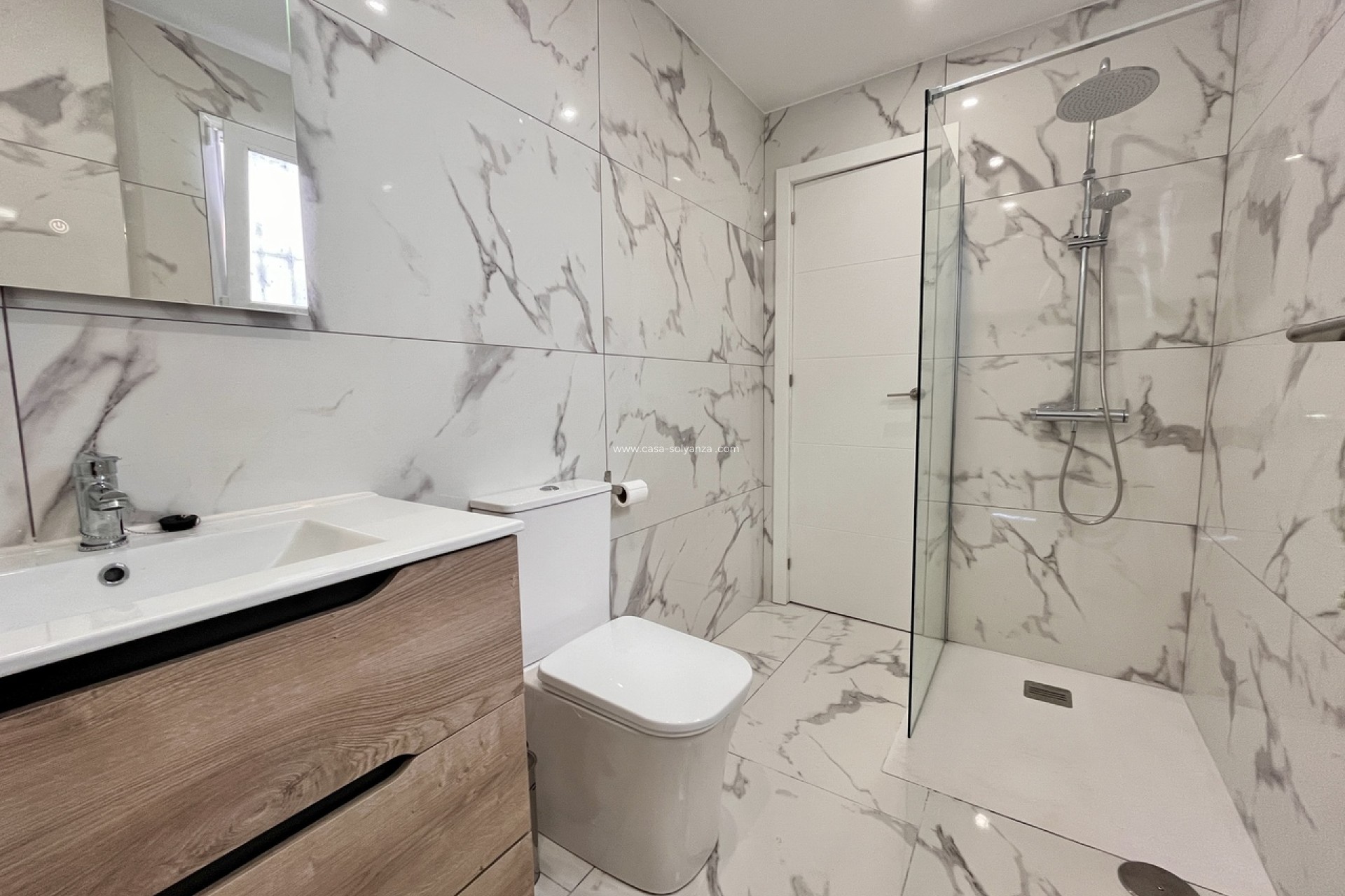 Resale - Apartment / flat - Villamartin - Costa Blanca