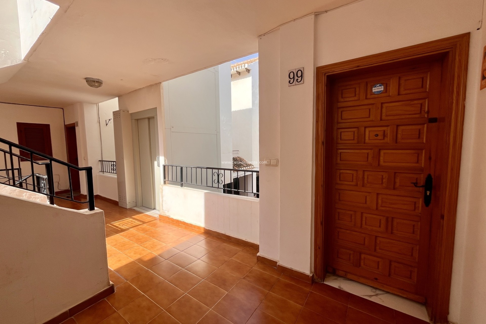 Resale - Apartment / flat - Villamartin - Costa Blanca