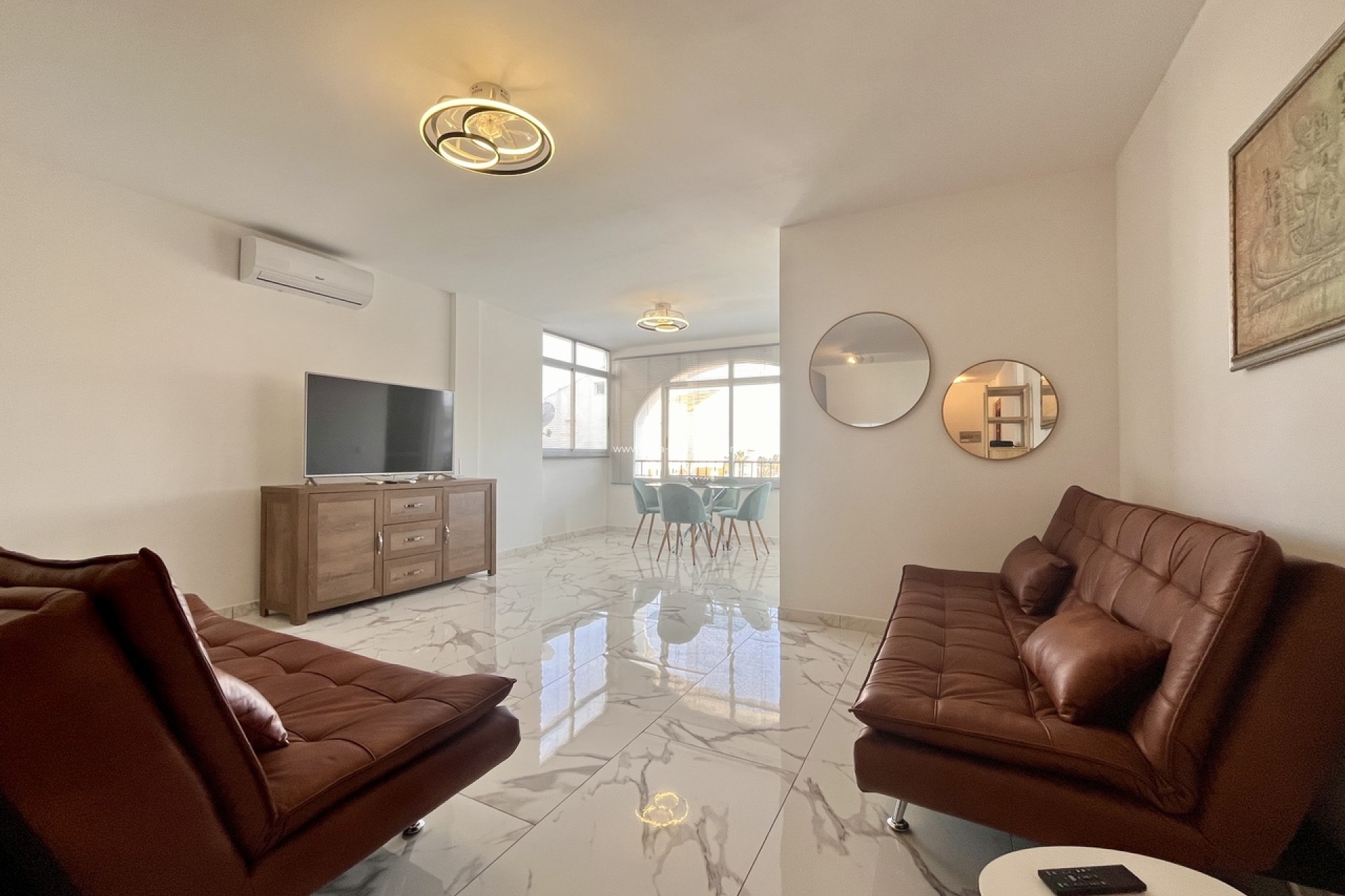 Resale - Apartment / flat - Villamartin - Costa Blanca