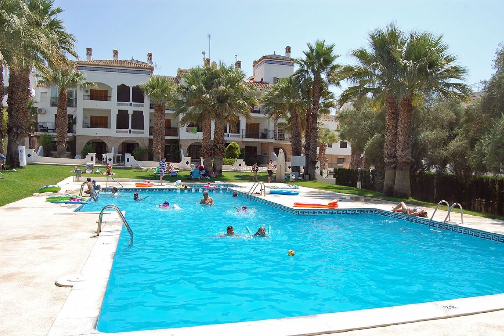 Resale - Apartment / flat - Villamartin - Costa Blanca