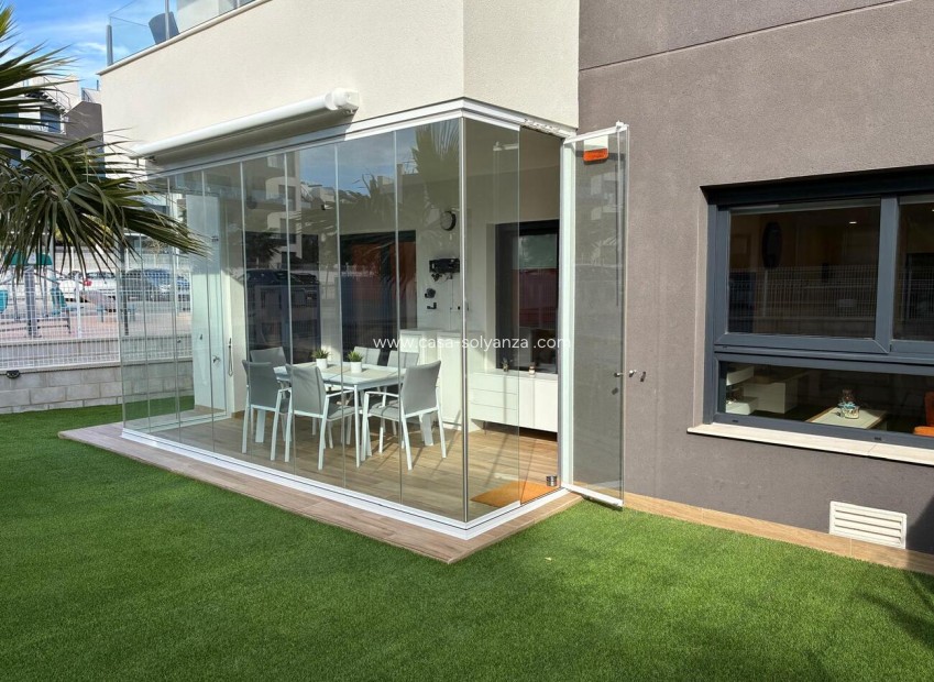 Resale - Apartment / flat - Villamartin - Costa Blanca