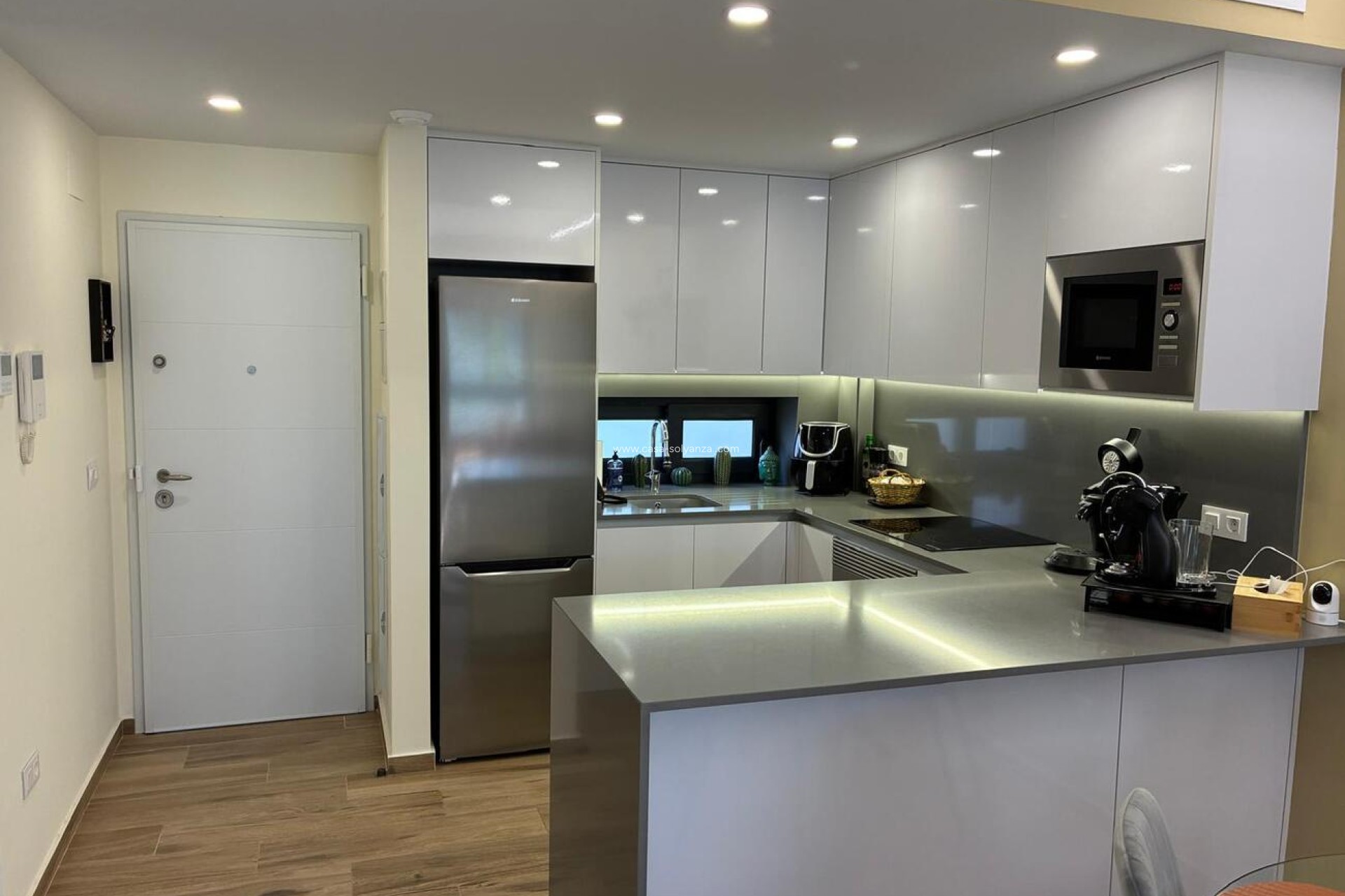 Resale - Apartment / flat - Villamartin - Costa Blanca