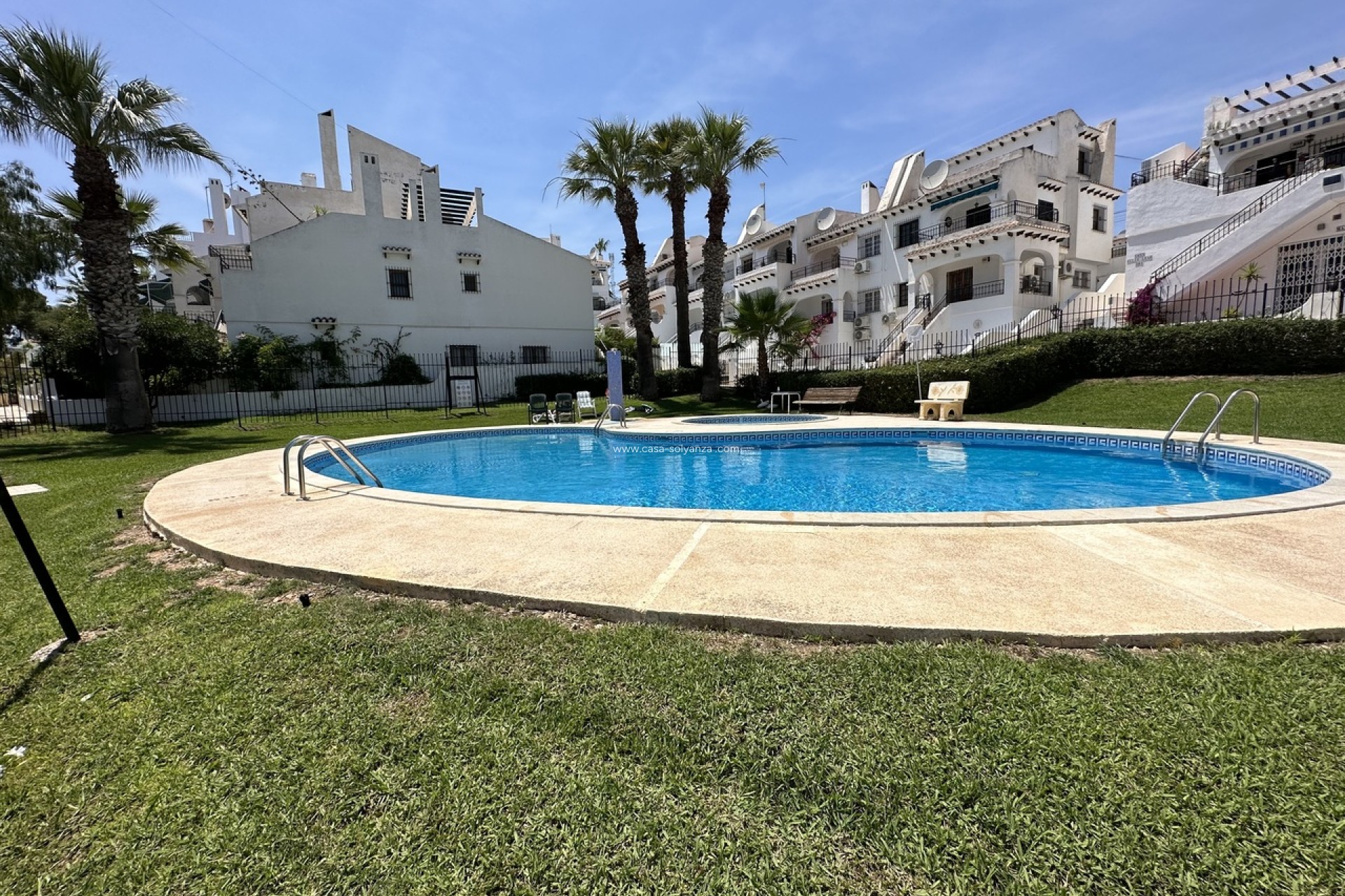 Resale - Apartment / flat - Villamartin - Costa Blanca