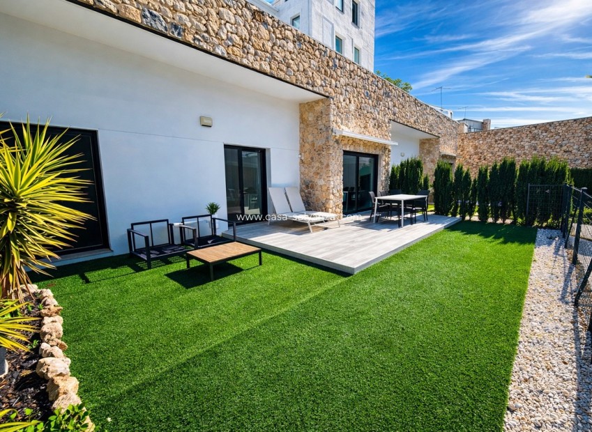 Resale - Apartment / flat - Villamartin - Costa Blanca