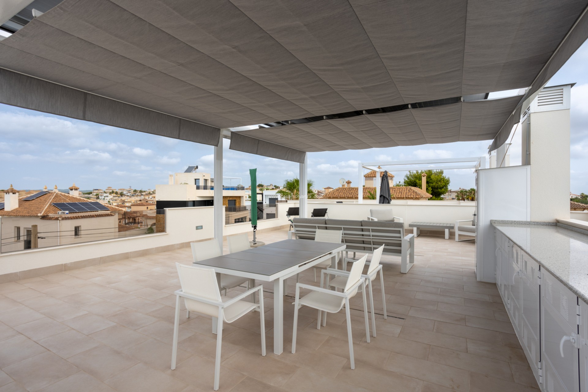 Resale - Apartment / flat - Villamartin - Costa Blanca