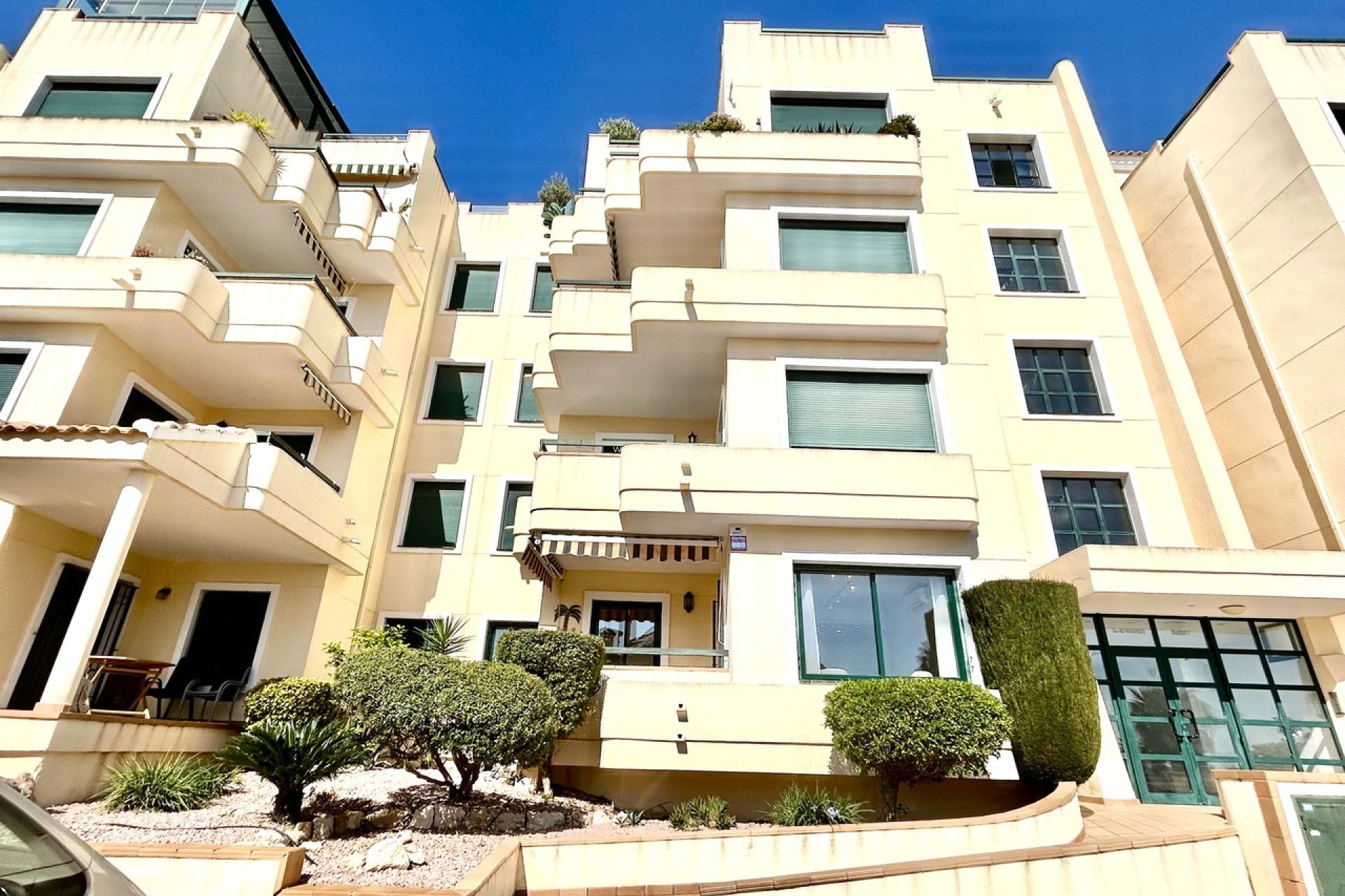Resale - Apartment / flat - Villamartin - Costa Blanca