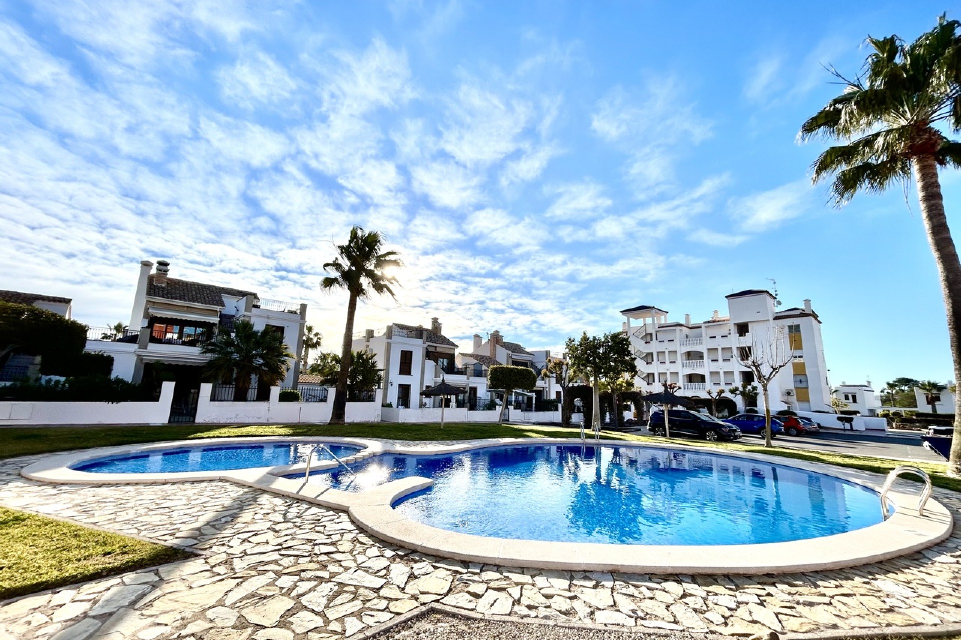Resale - Apartment / flat - Villamartin - Costa Blanca