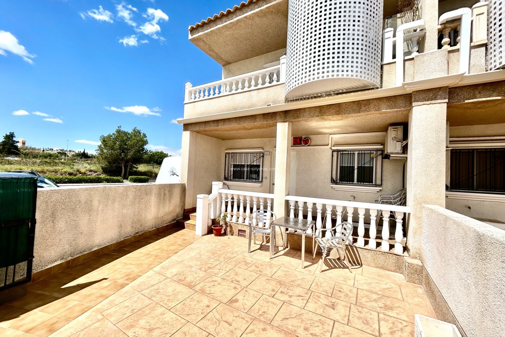 Resale - Apartment / flat - Villamartin - Costa Blanca