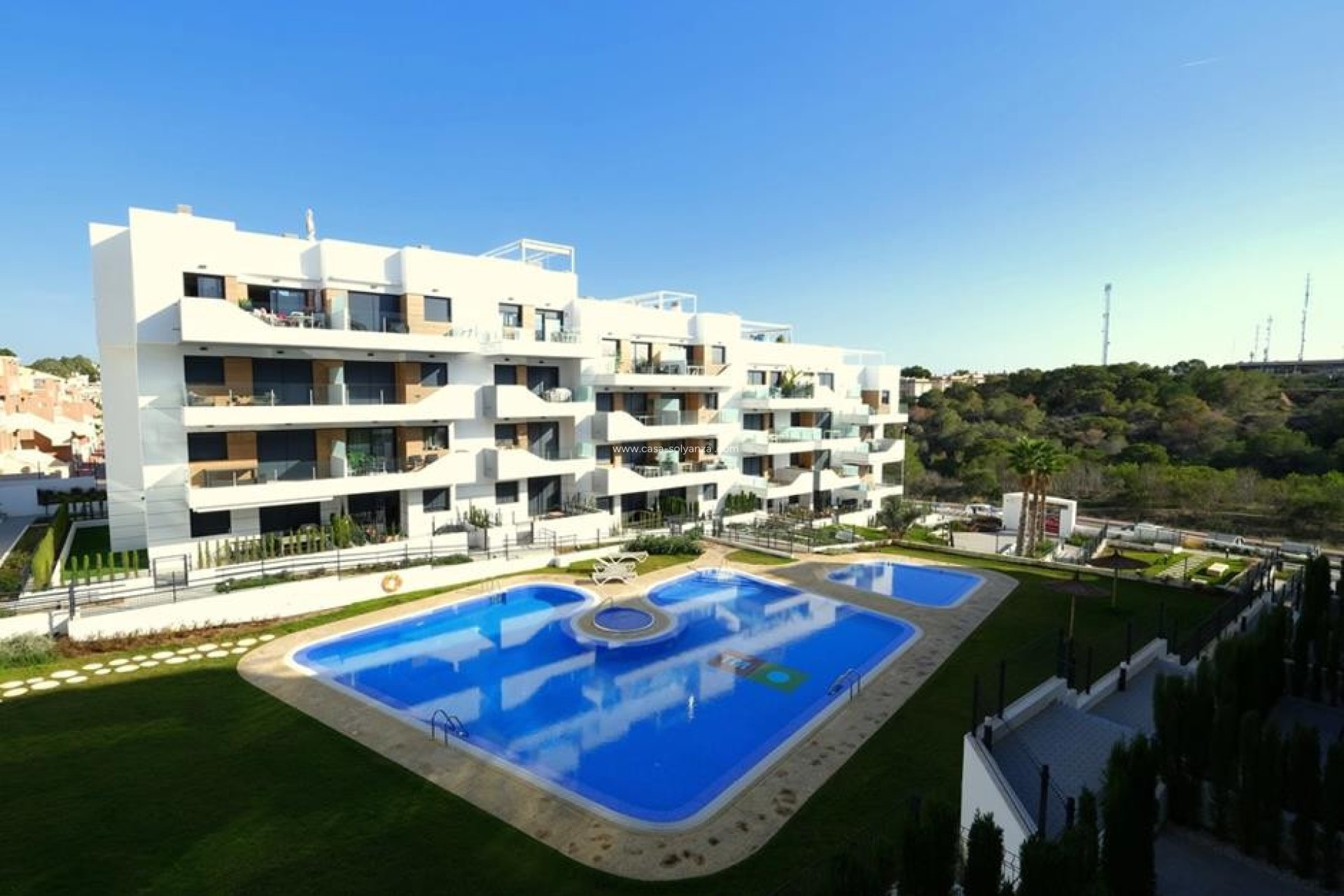 Resale - Apartment / flat - Villamartin - Costa Blanca