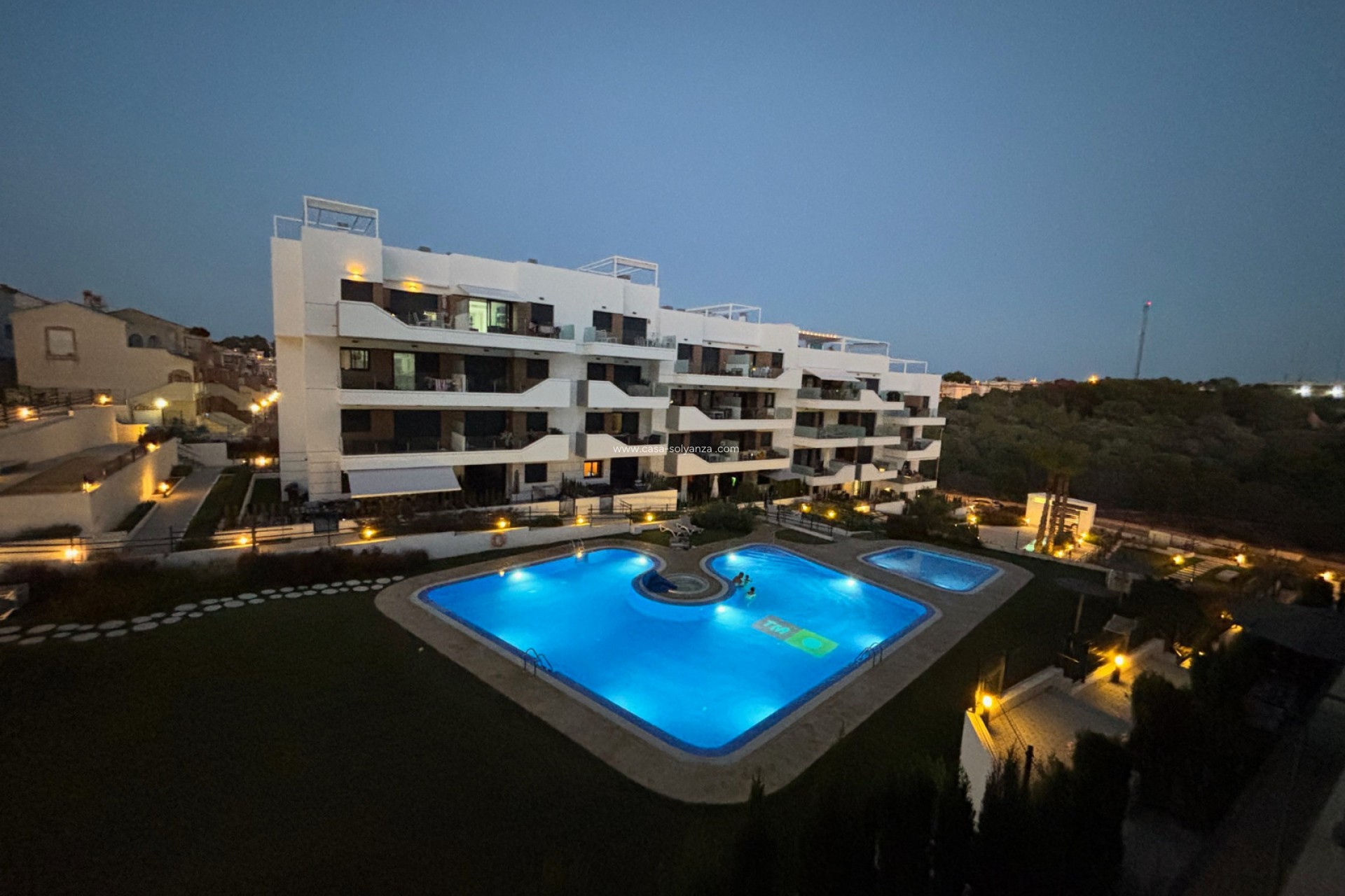 Resale - Apartment / flat - Villamartin - Costa Blanca