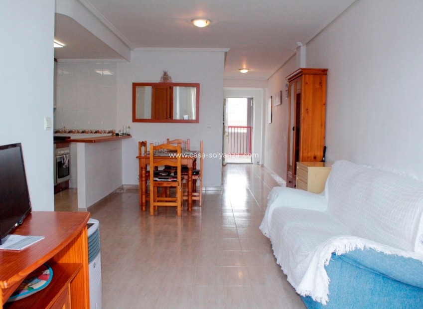 Resale - Apartment / flat - Villamartin - Costa Blanca