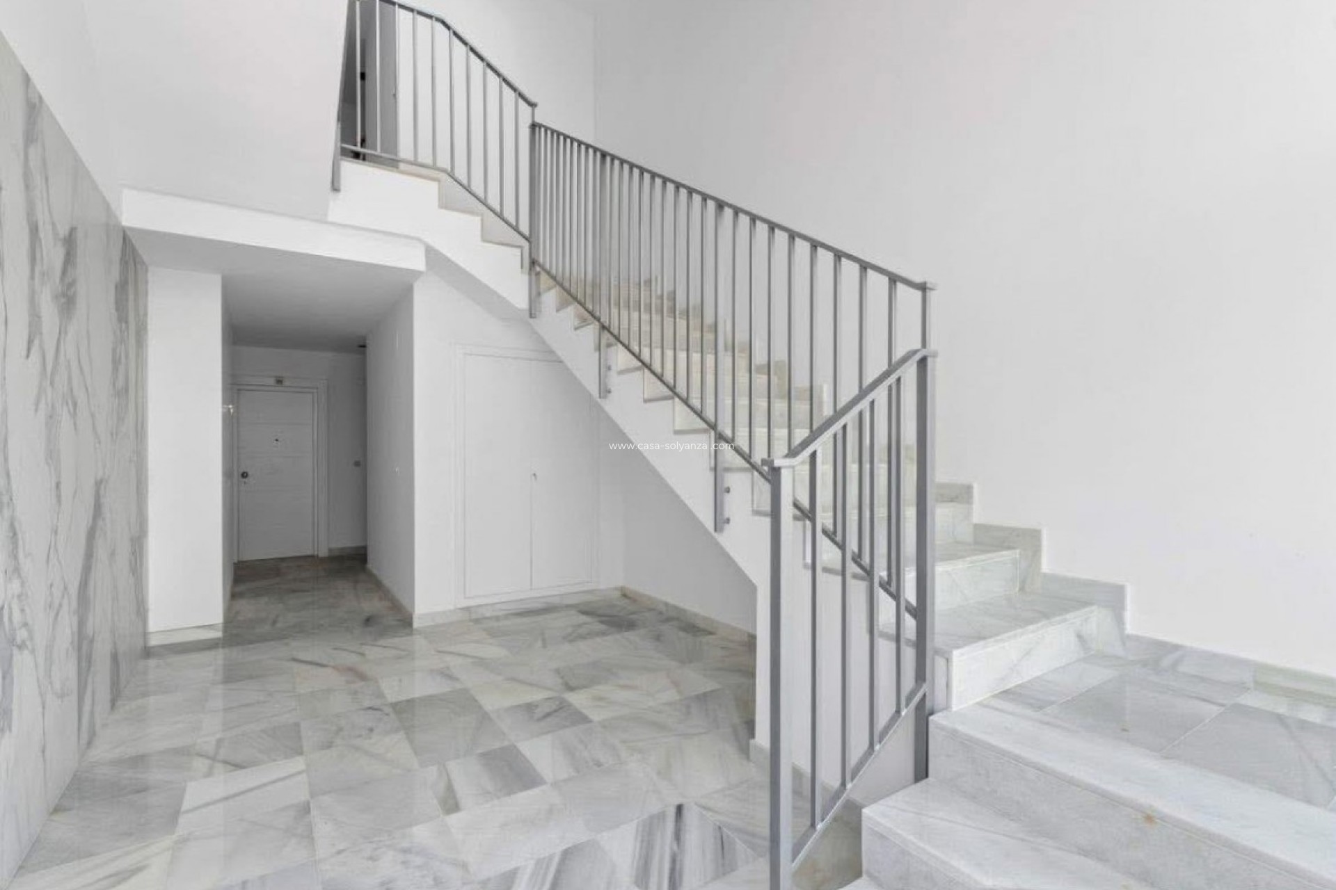 Resale - Apartment / flat - Villamartin - Costa Blanca