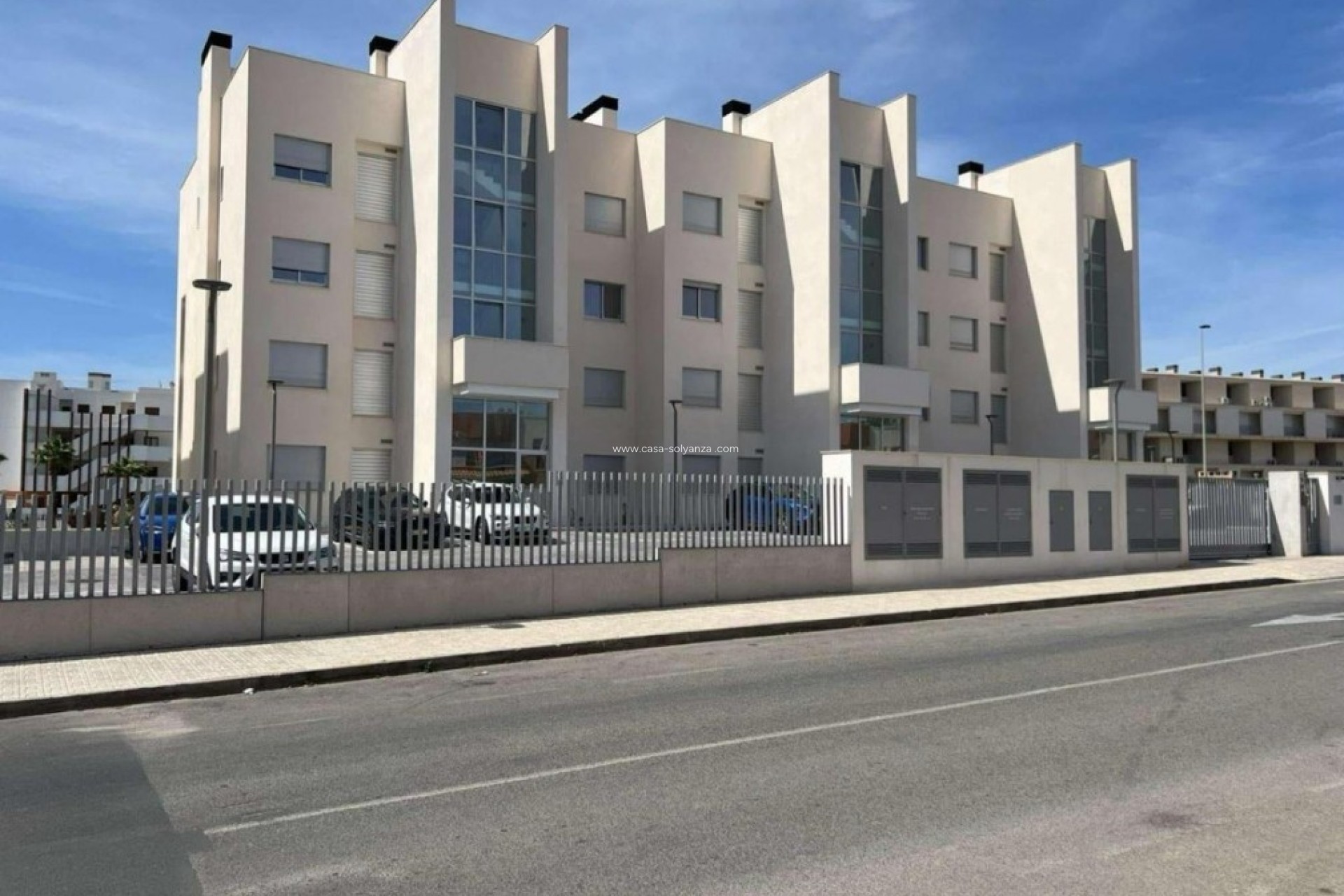 Resale - Apartment / flat - Villamartin - Costa Blanca