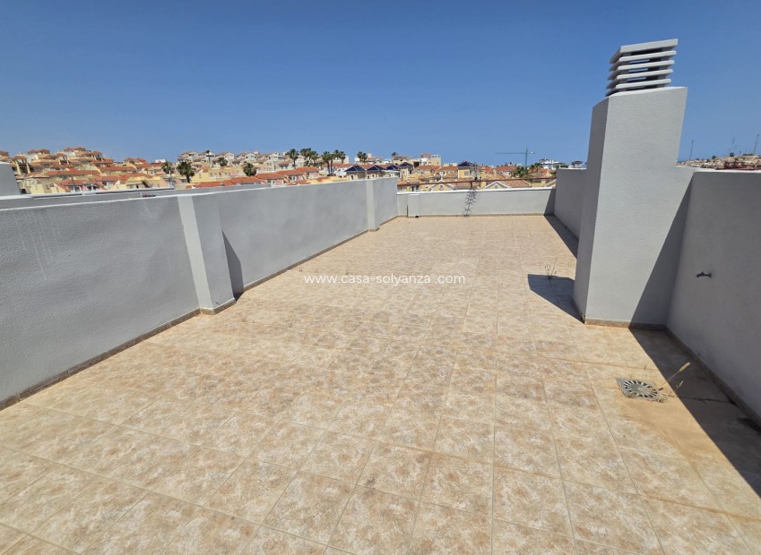 Resale - Apartment / flat - Villamartin - Costa Blanca