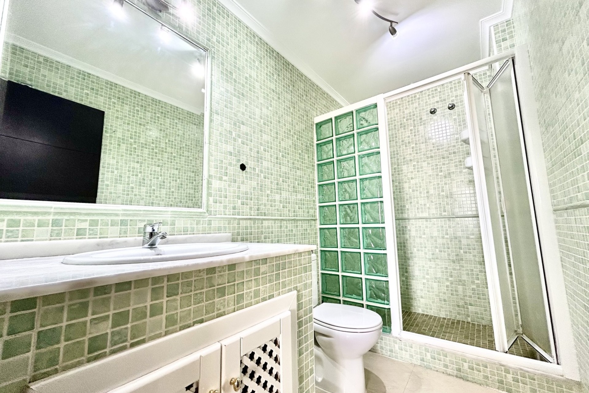 Resale - Apartment / flat - Villamartin - Villamartín