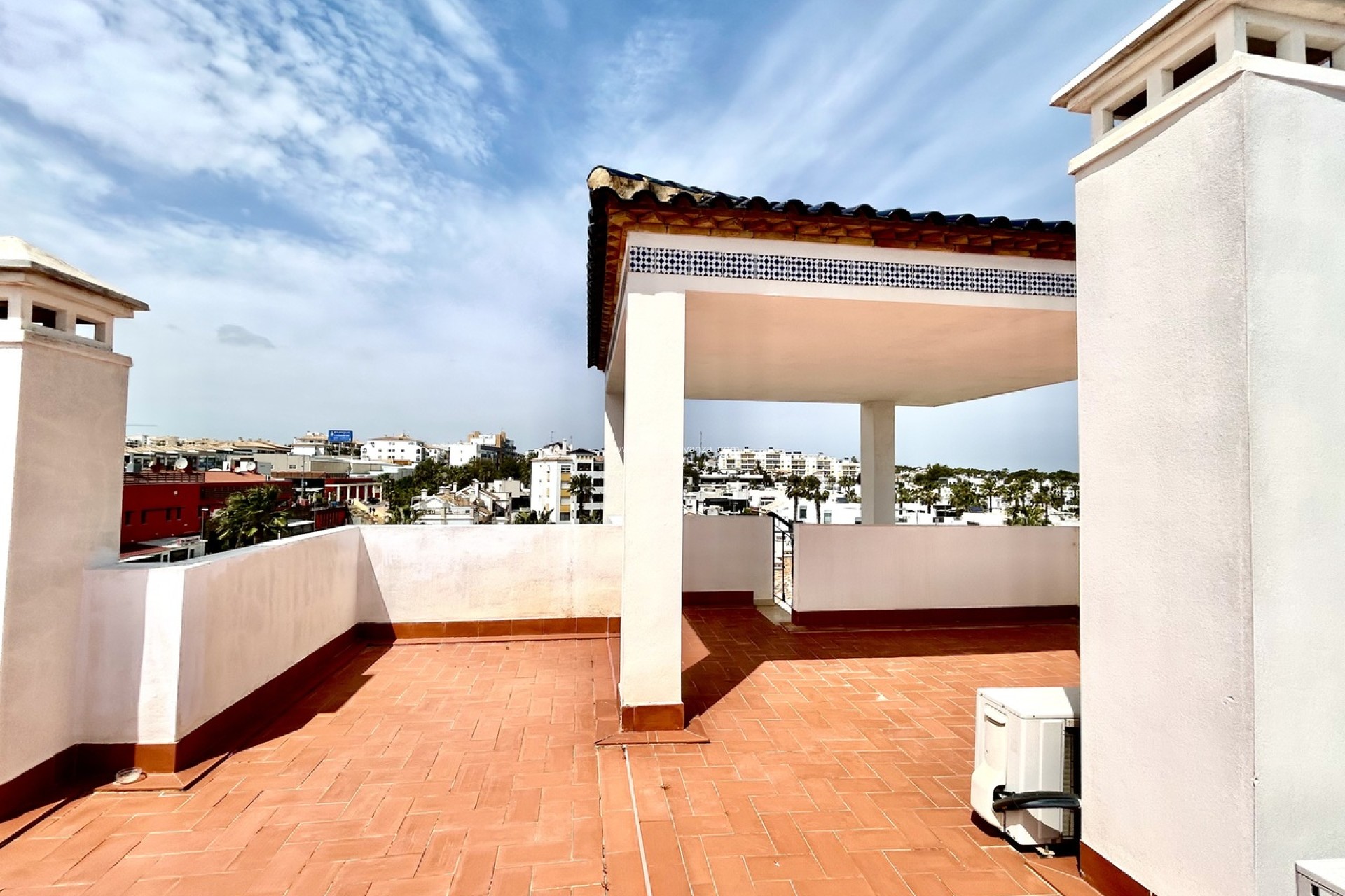 Resale - Apartment / flat - Villamartin - Villamartín