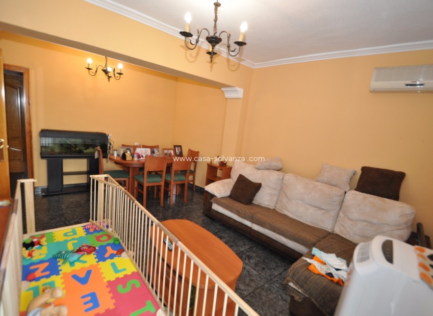 Resale - Apartment / flat - Villena - Inland