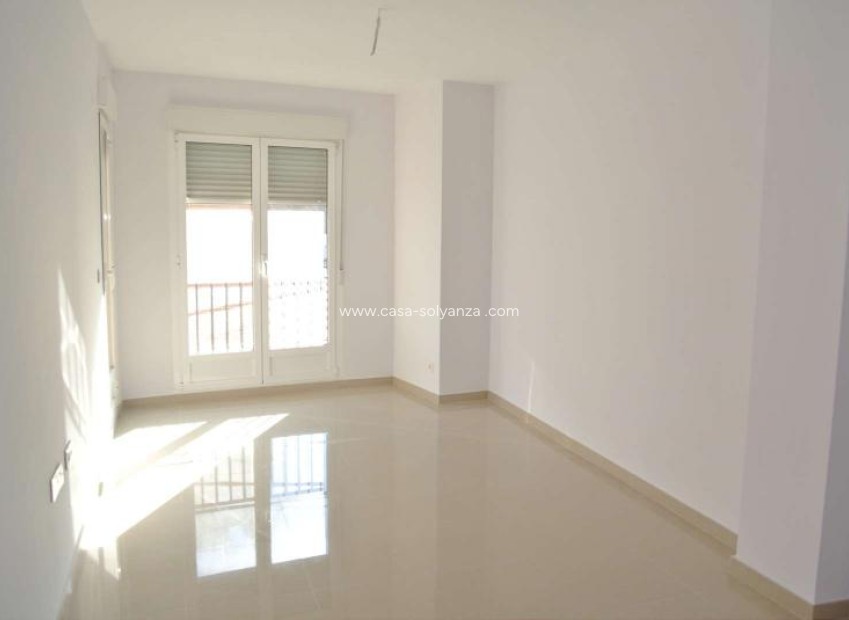 Resale - Apartment / flat - Villena - Inland
