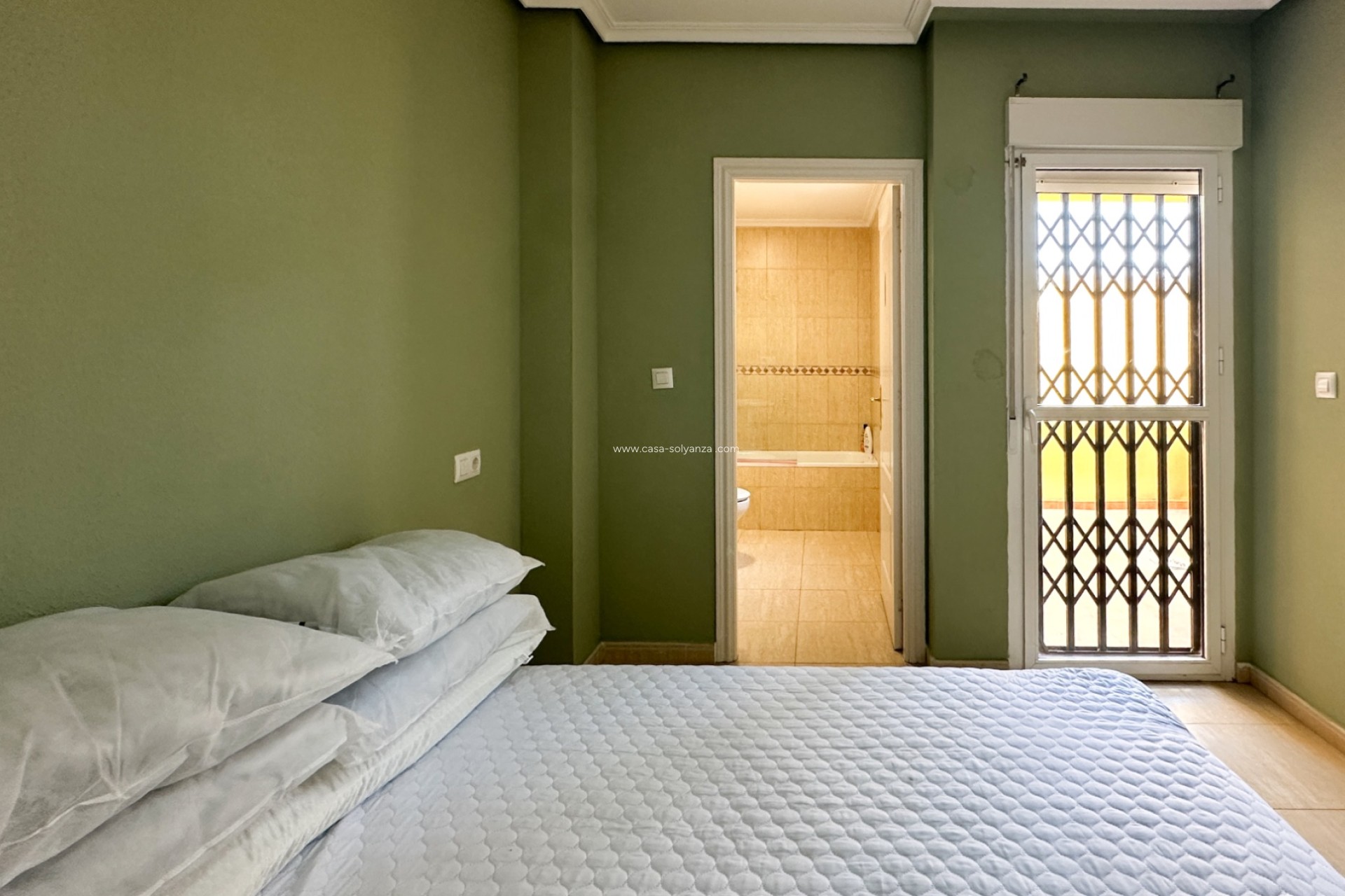 Resale - Bungalow - Daya Nueva - Costa Blanca