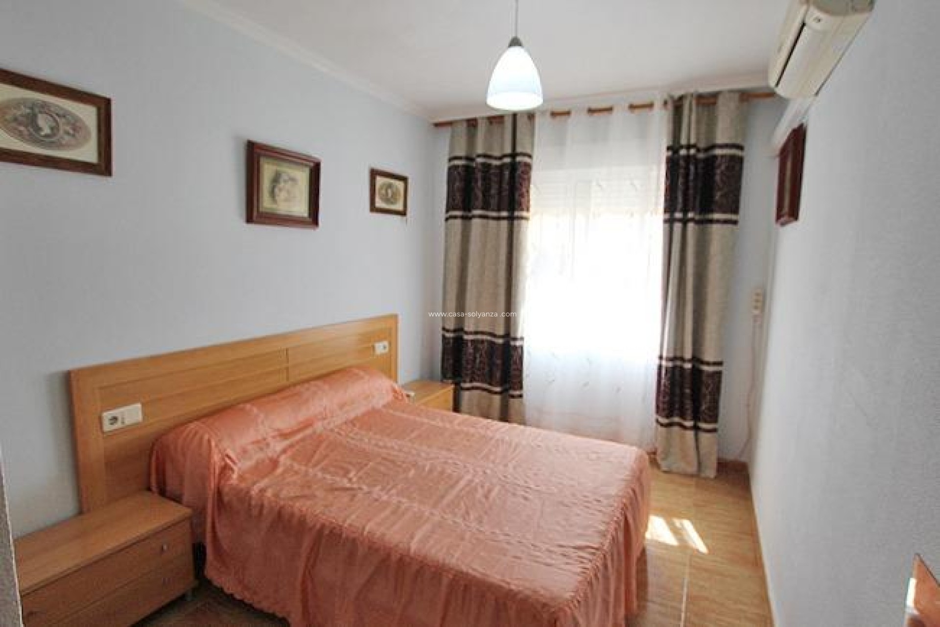 Resale - Bungalow - Guardamar del Segura - 03140