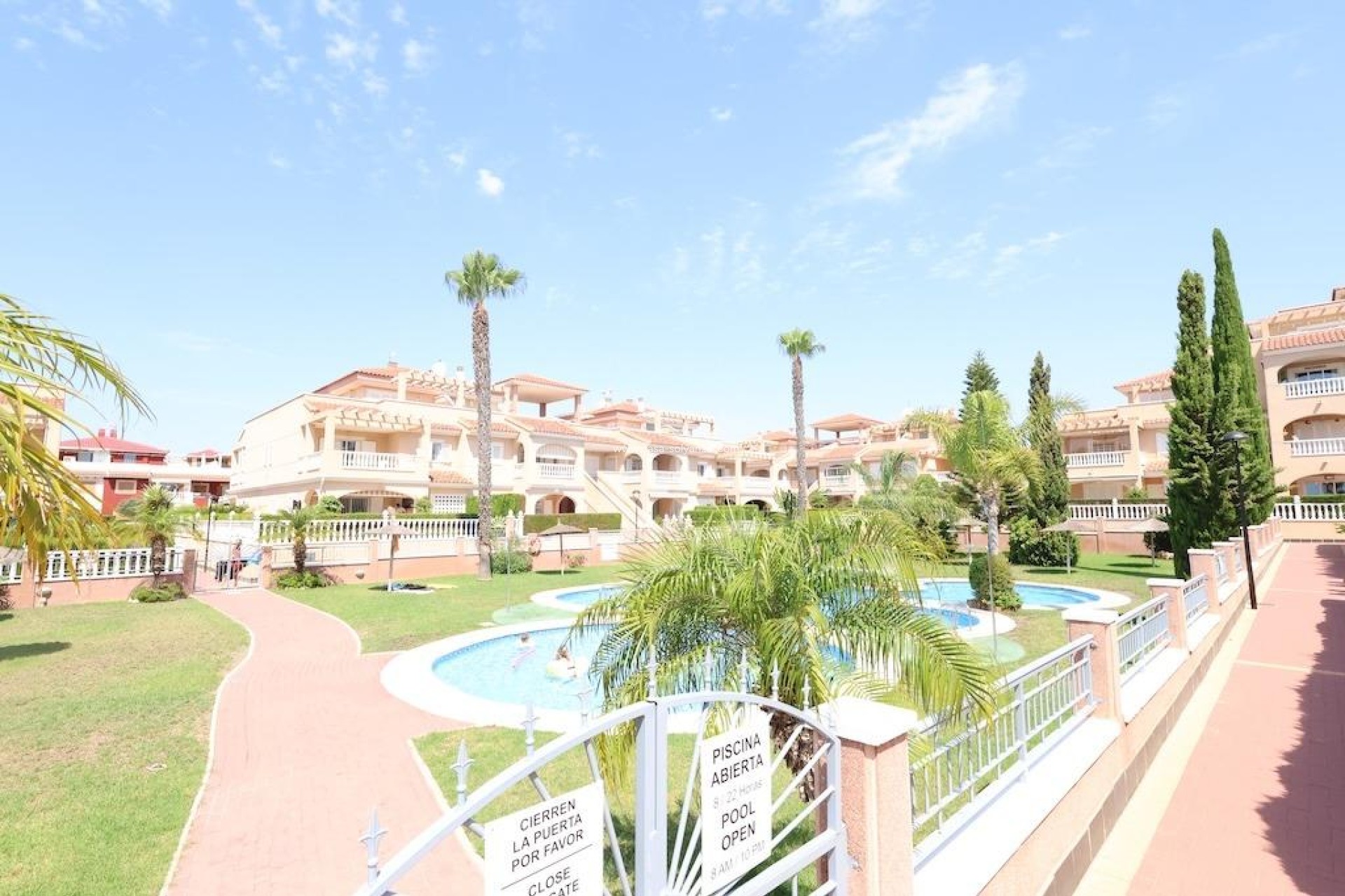 Resale - Bungalow - Orihuela Costa - Costa Blanca