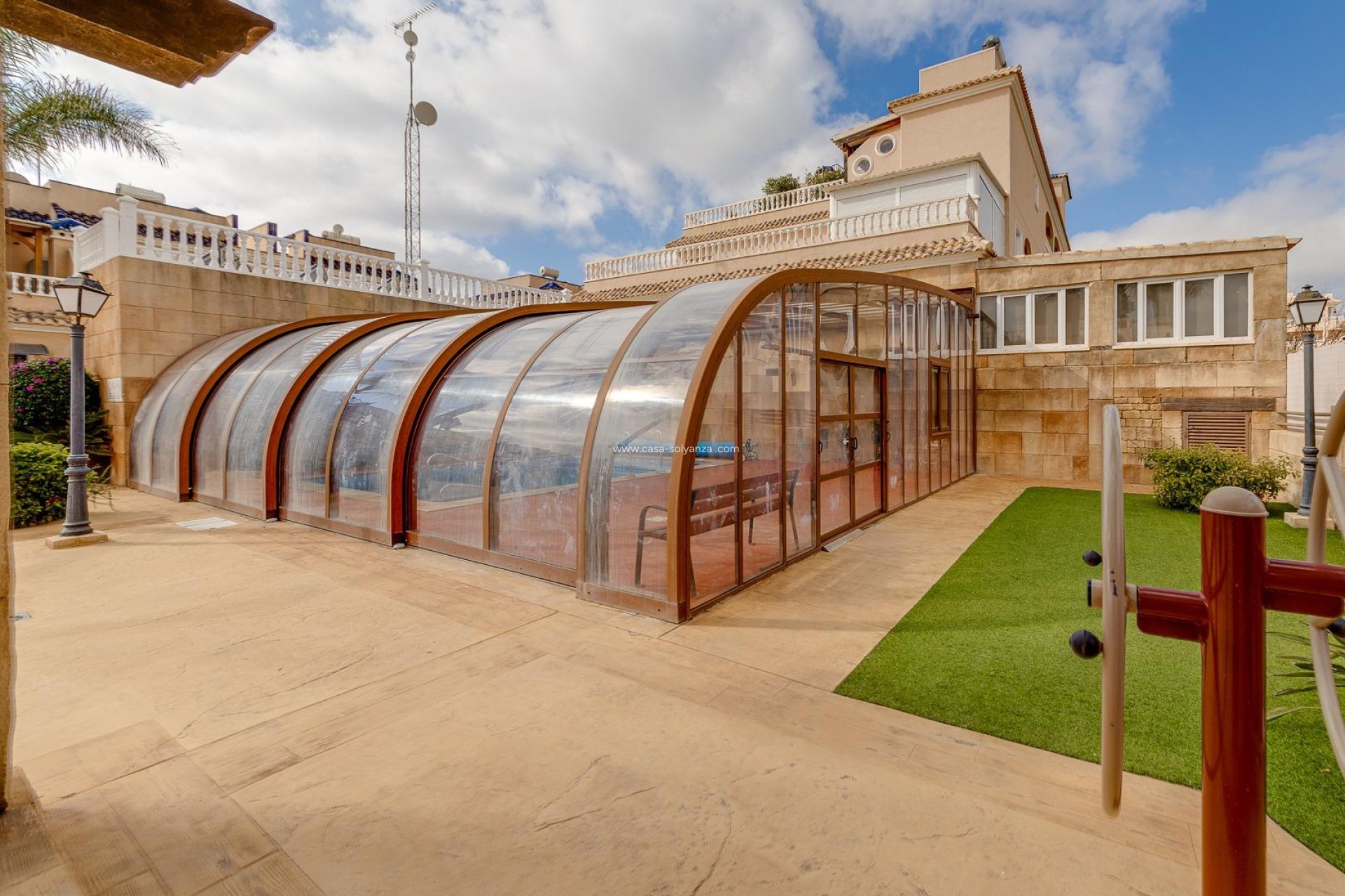 Resale - Bungalow - Orihuela Costa - Los Dolses