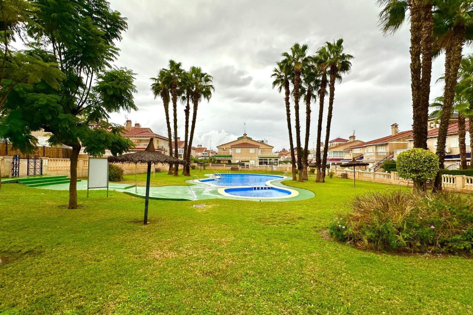 Resale - Bungalow - Orihuela Costa - Playa Flamenca