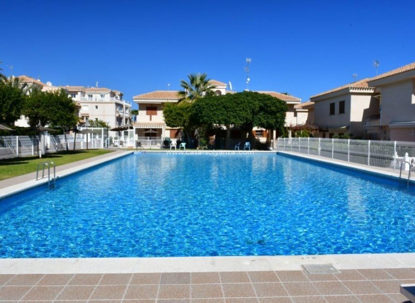 Resale - Bungalow - Orihuela Costa - Playa Flamenca