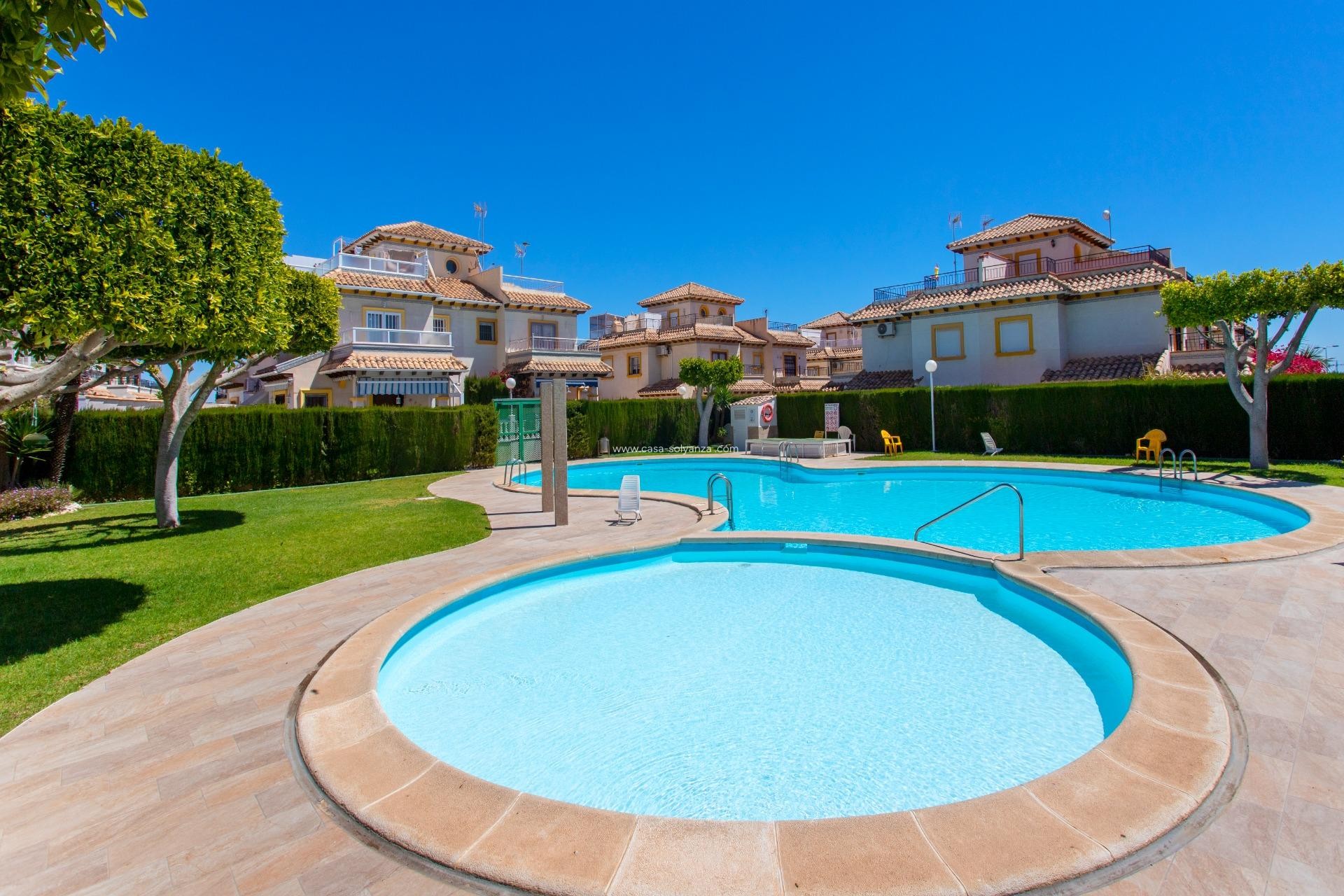 Resale - Bungalow - Orihuela Costa - Punta Prima