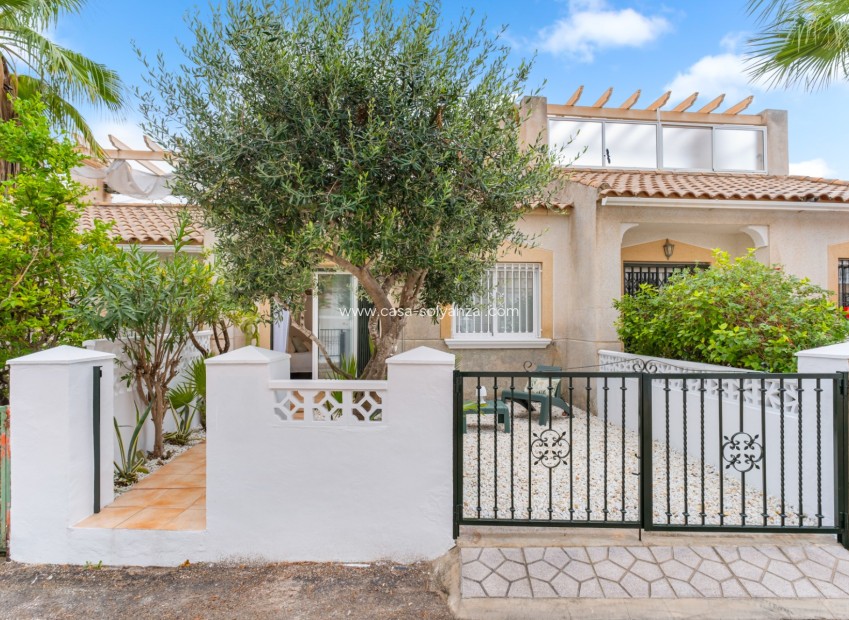 Resale - Bungalow - Orihuela Costa - Villamartín