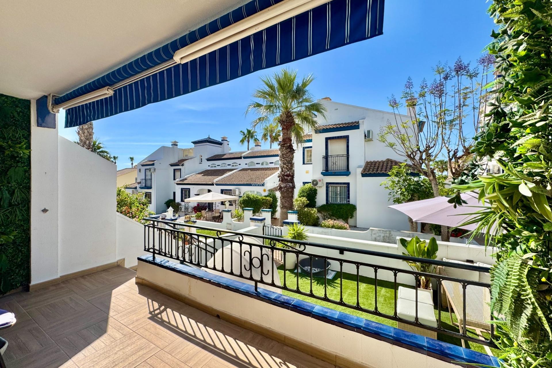 Resale - Bungalow - Orihuela Costa - Villamartín