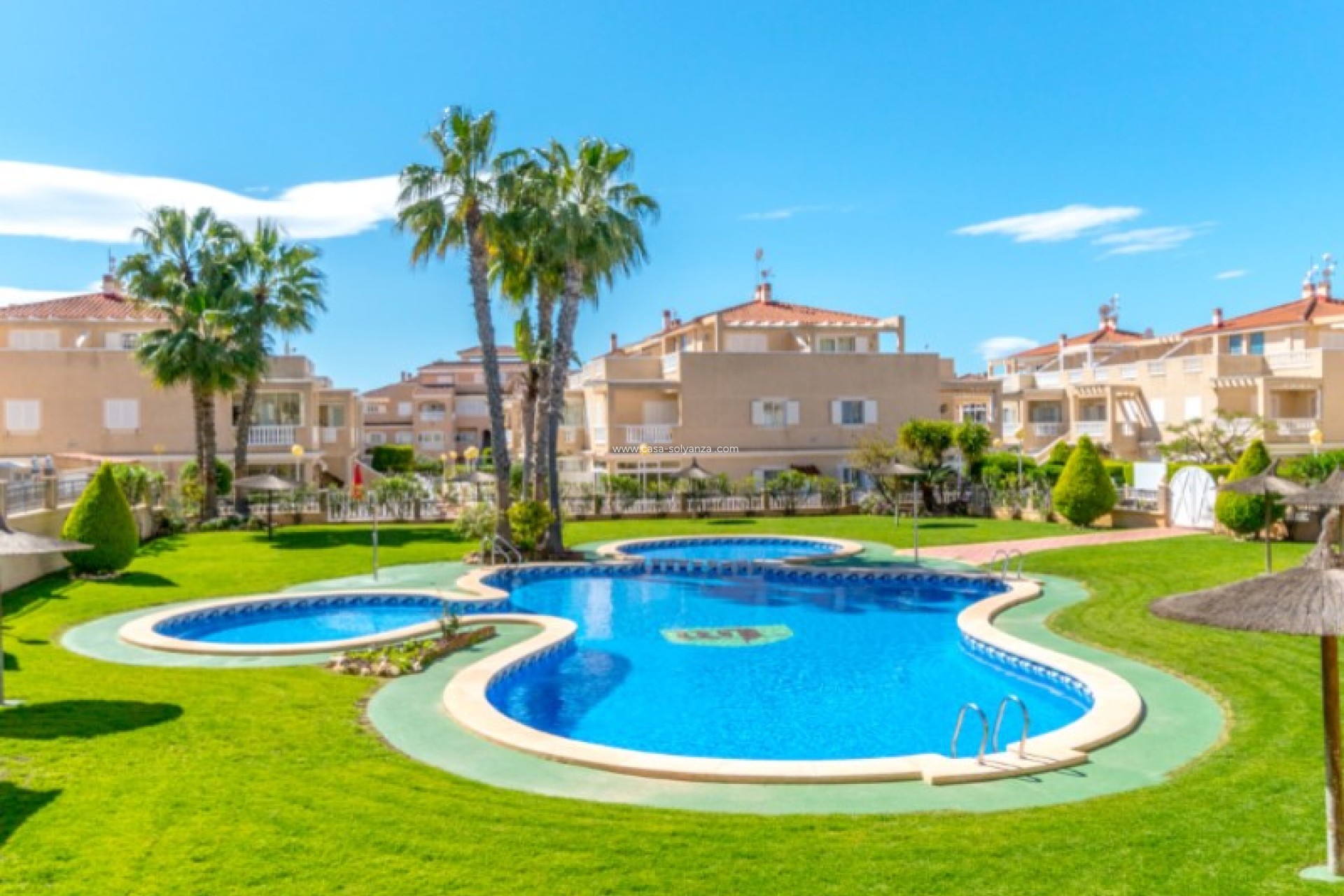 Resale - Bungalow - Orihuela - Inland