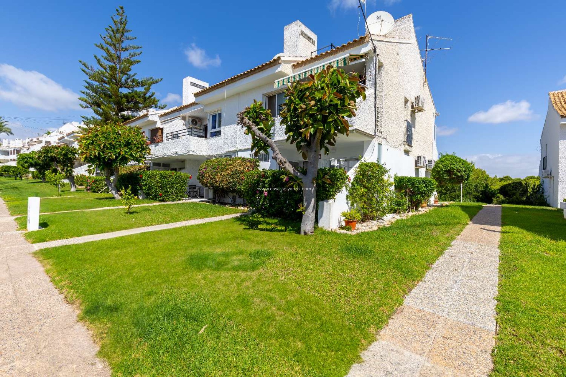 Resale - Bungalow - Orihuela - Orihuela Costa