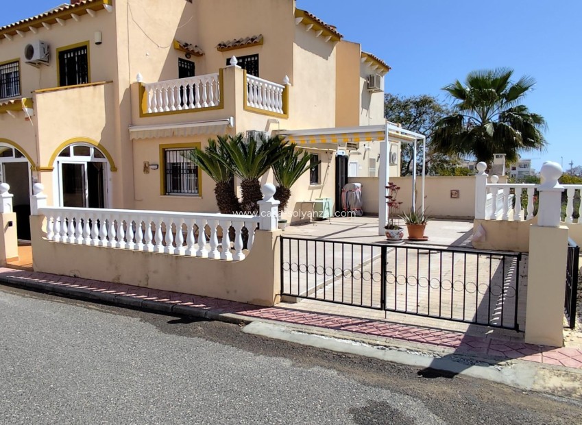 Resale - Bungalow - Orihuela - Urbanización Perla del Mar