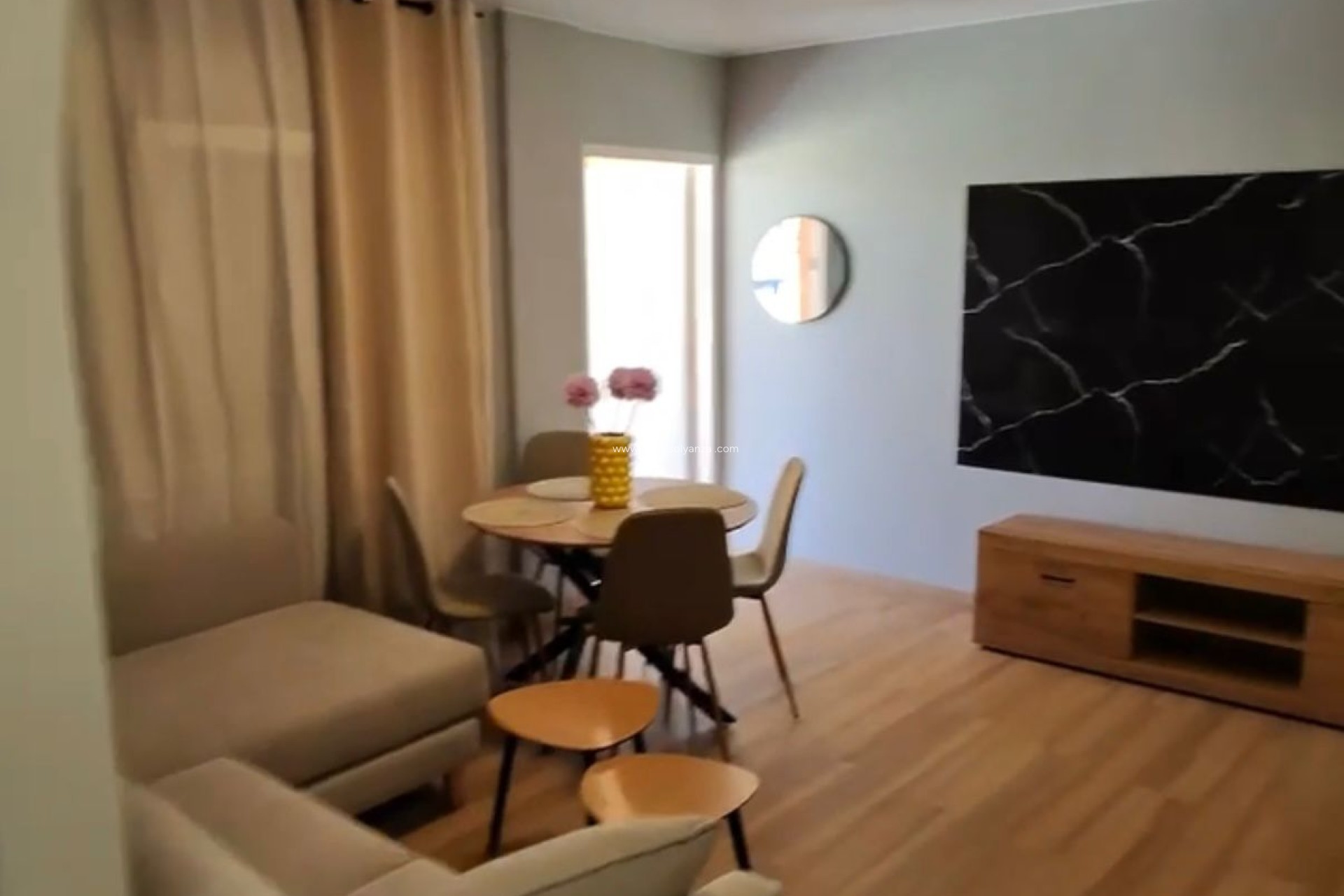 Resale - Bungalow - Orihuela - Villamartin