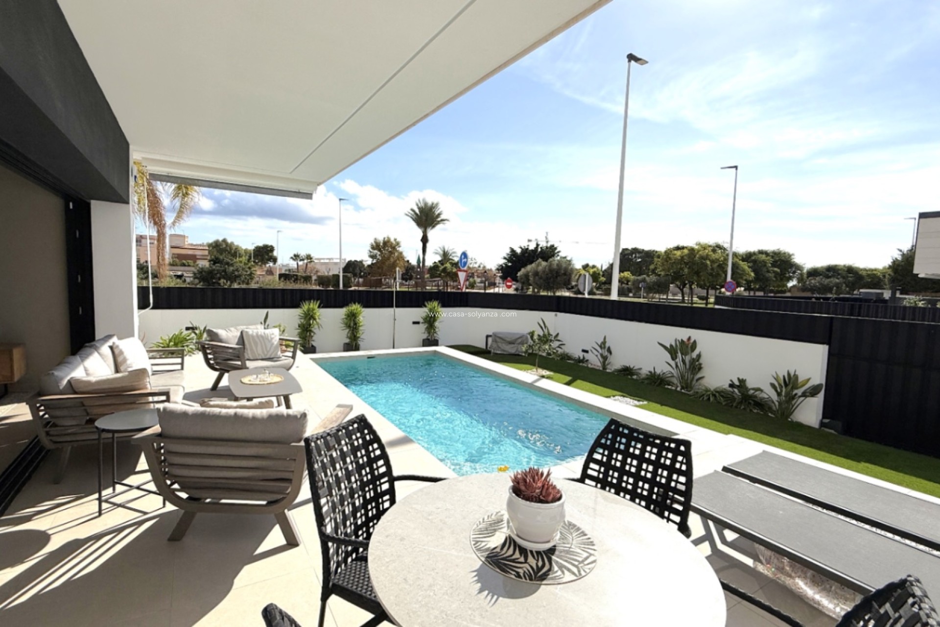 Resale - Bungalow - Pilar de la Horadada - Costa Blanca