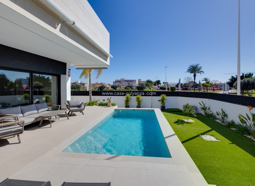 Resale - Bungalow - Pilar de la Horadada - Costa Blanca