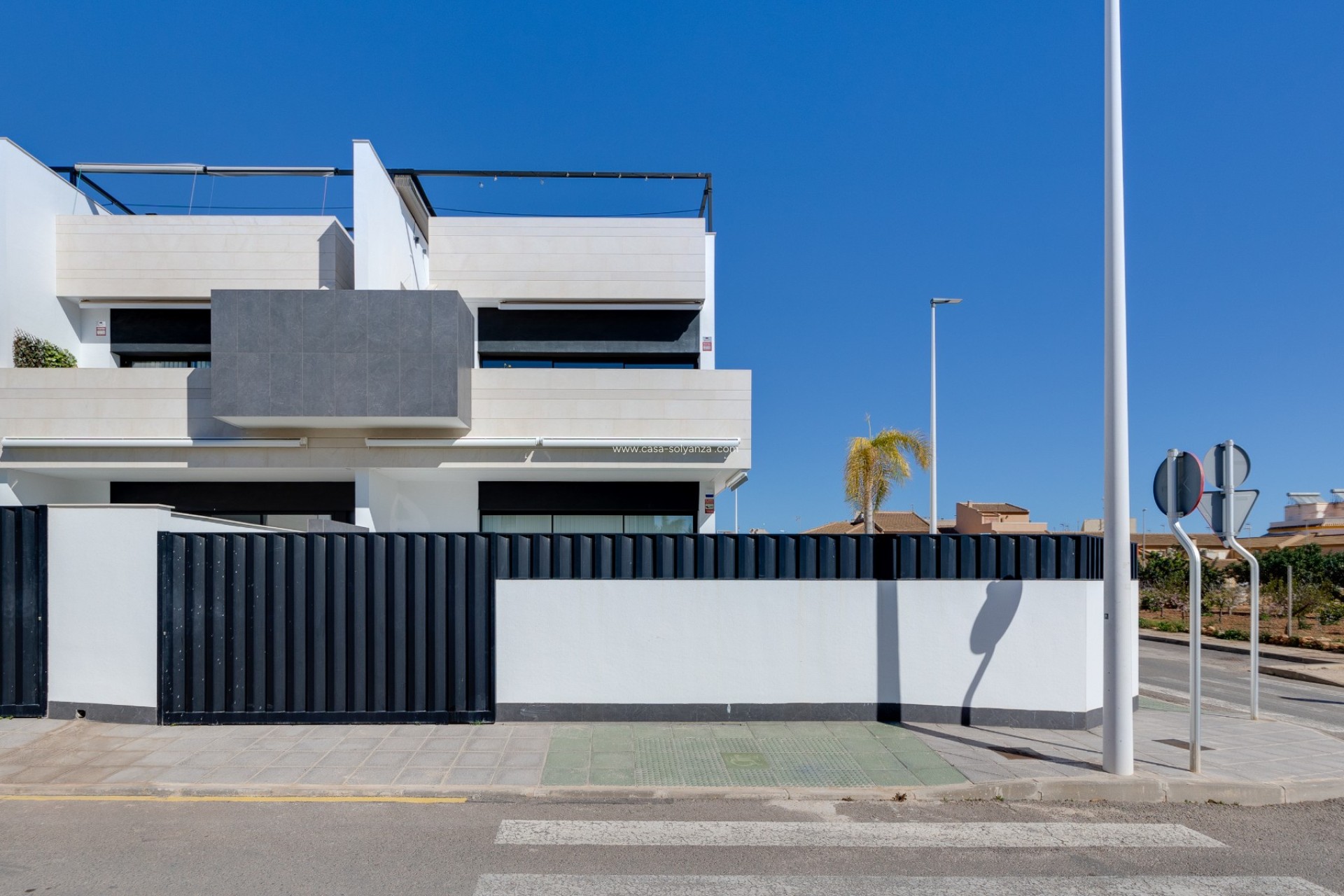 Resale - Bungalow - Pilar de la Horadada - Costa Blanca