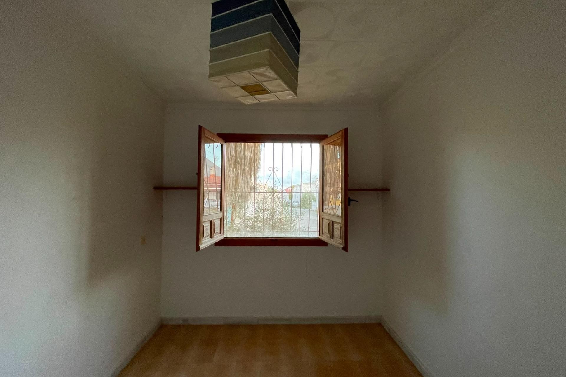 Resale - Bungalow - San Fulgencio - La Marina