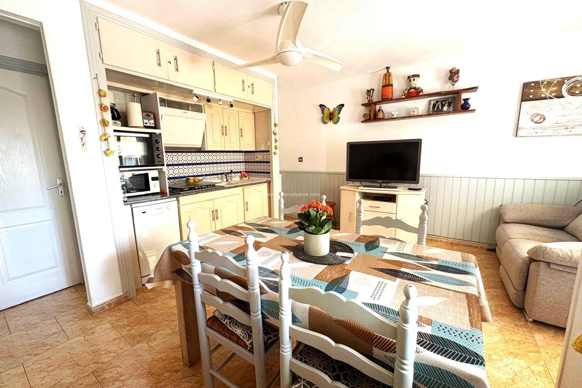 Resale - Bungalow - San Miguel de Salinas - Las Filipinas