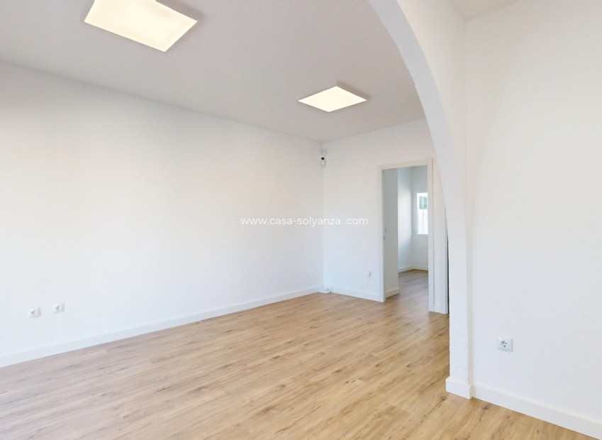 Resale - Bungalow - San Miguel de Salinas - Villamartín