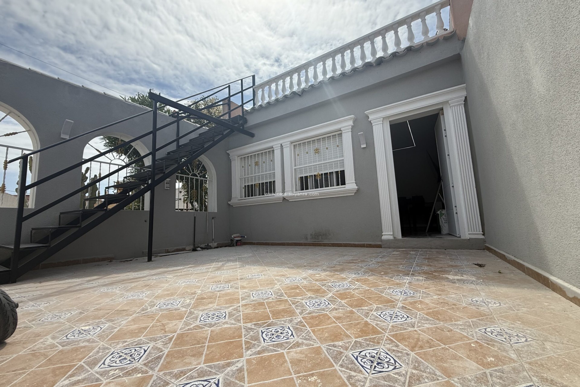 Resale - Bungalow - Torrevieja - 0